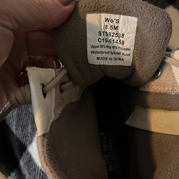 Sperry Duck Boot Ivory Quilted 8.5 - Picture 3 of 6